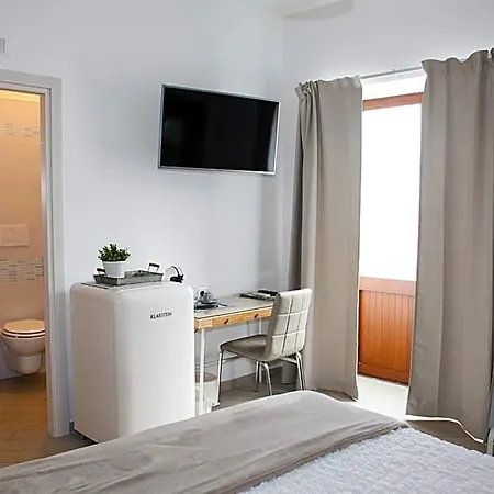 Vicolo 8 Bed and Breakfast Σορέντο