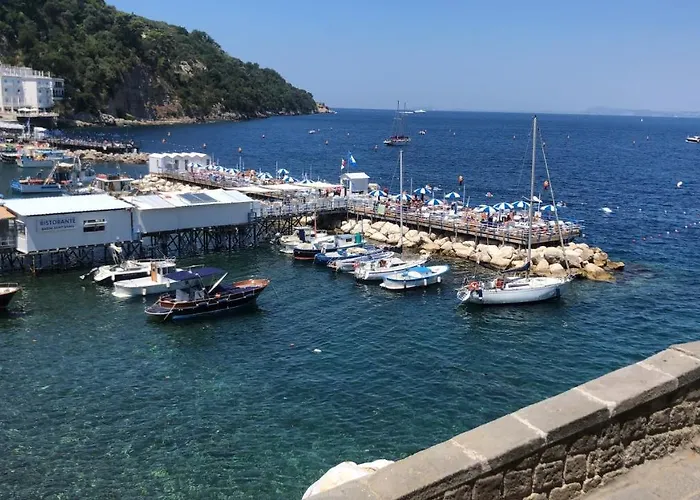 Vicolo 8 3* Sorrento